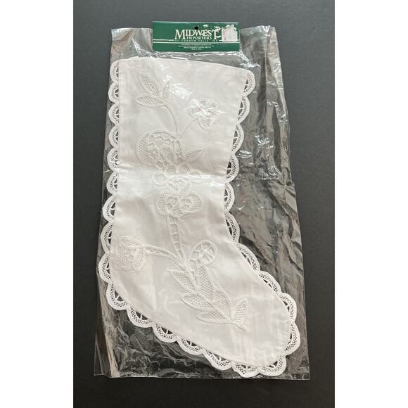 Vtg White Christmas Stocking Linen? Scalloped Lace Border 15X6 Midwest Imports - Picture 1 of 6
